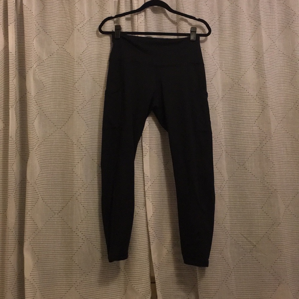 Fleece lined Aerie leggings with pockets